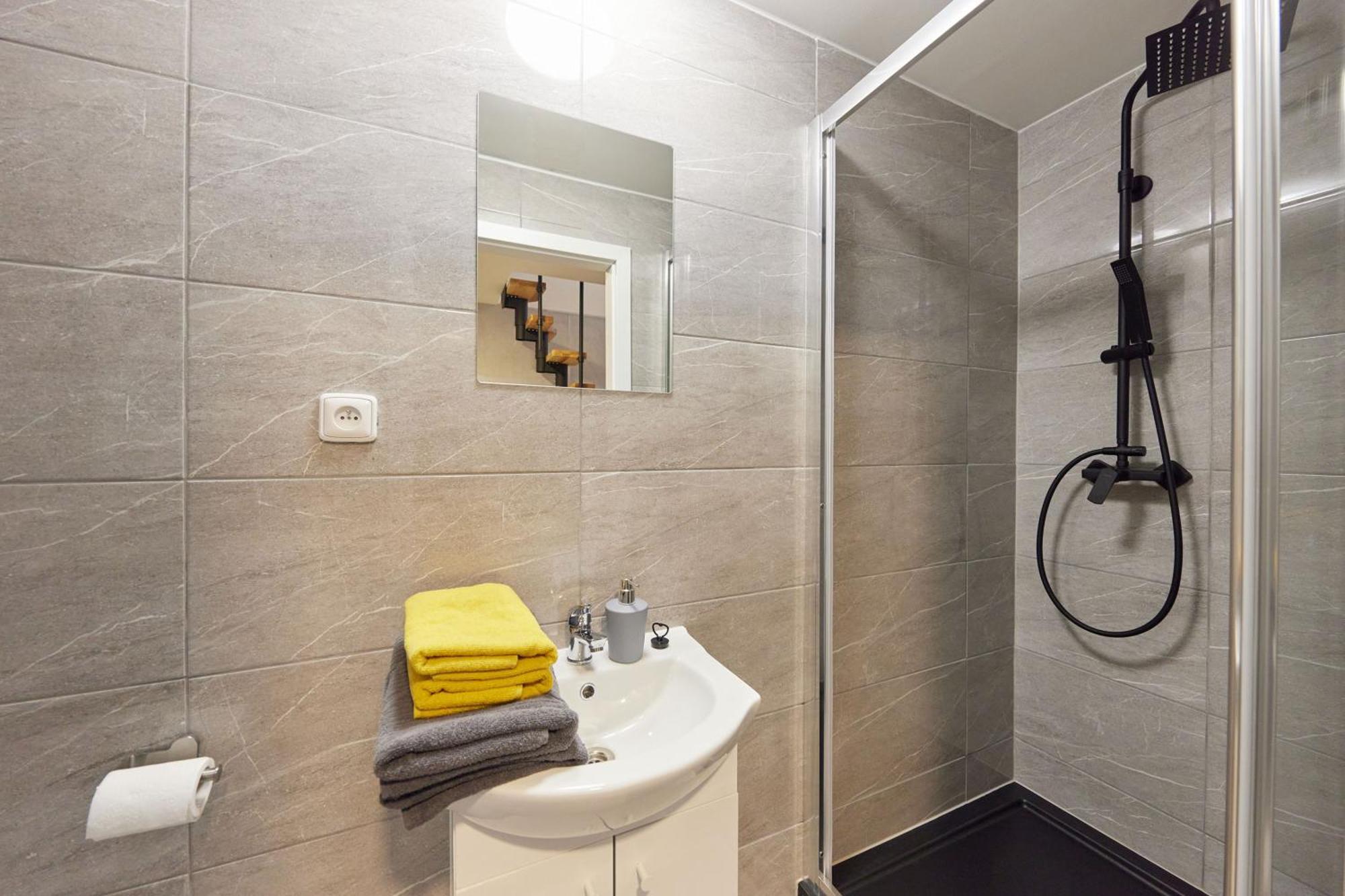 Block 96 Apartments Zlin Ruang foto