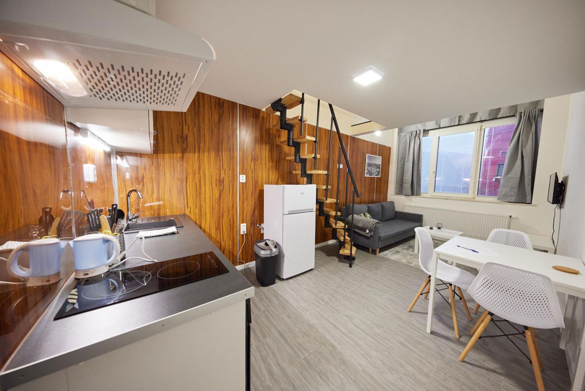 Block 96 Apartments Zlin Bagian luar foto